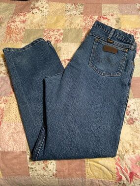 Wrangler Advanced Comfort Straight Leg Jeans in Blue Denim 38x34